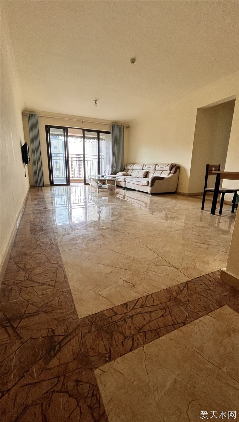 房東直租天水碧桂園125平大三居